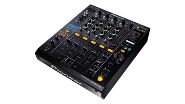 DJM900 Nexus
